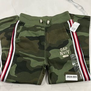 Kids camo sweat pants